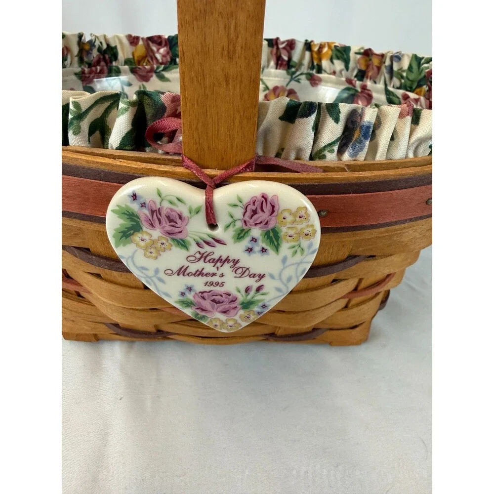1995 Longaberger Easter Basket w/Floral Liner, Protector & Mother's Day Tie-On